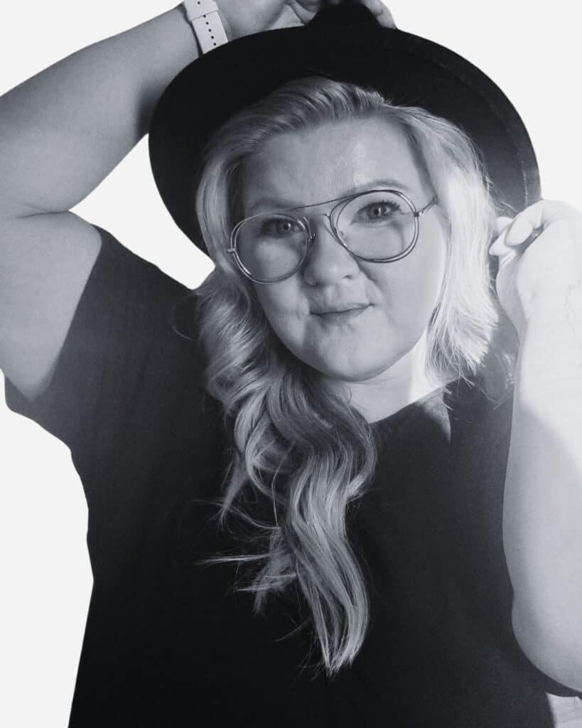 Nimetön malli (9)